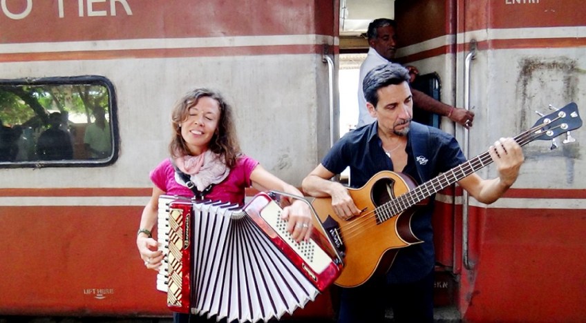 Traindeville in India - Pic by Ella Seidel